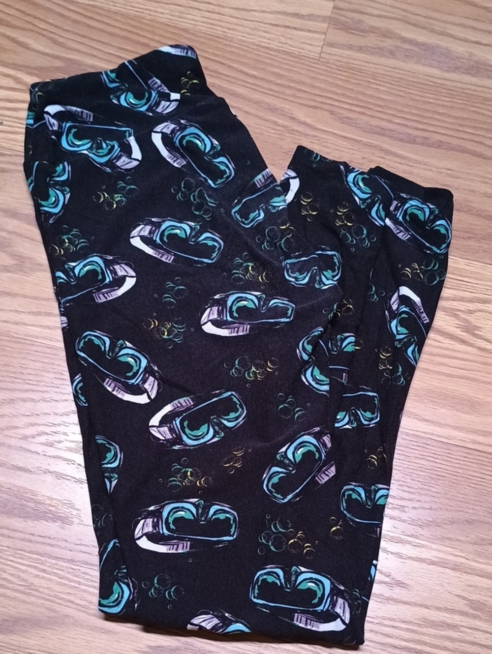 Lularoe Diving Mask Leggings